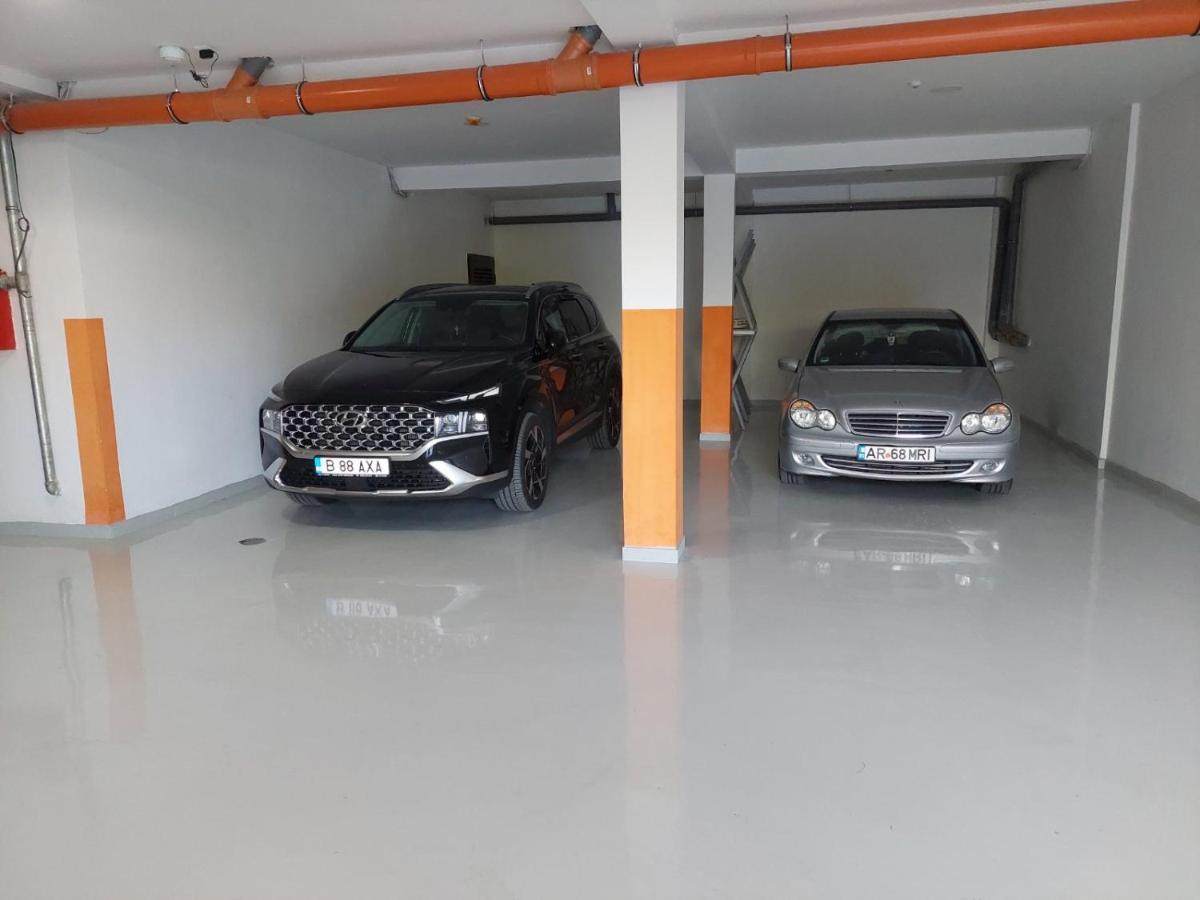 Villa Eleni Apartments Üsküp Dış mekan fotoğraf