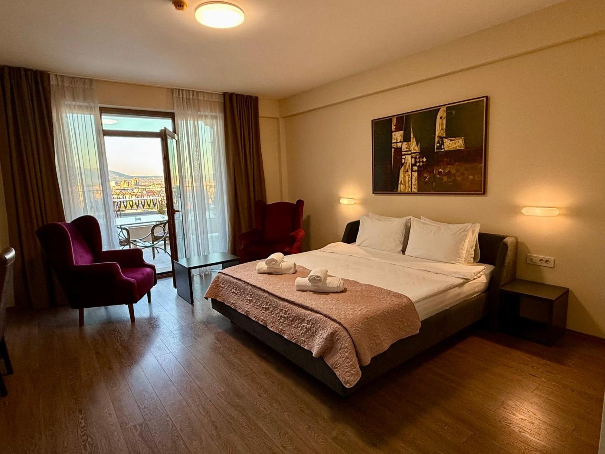 Villa Eleni Apartments Üsküp Dış mekan fotoğraf