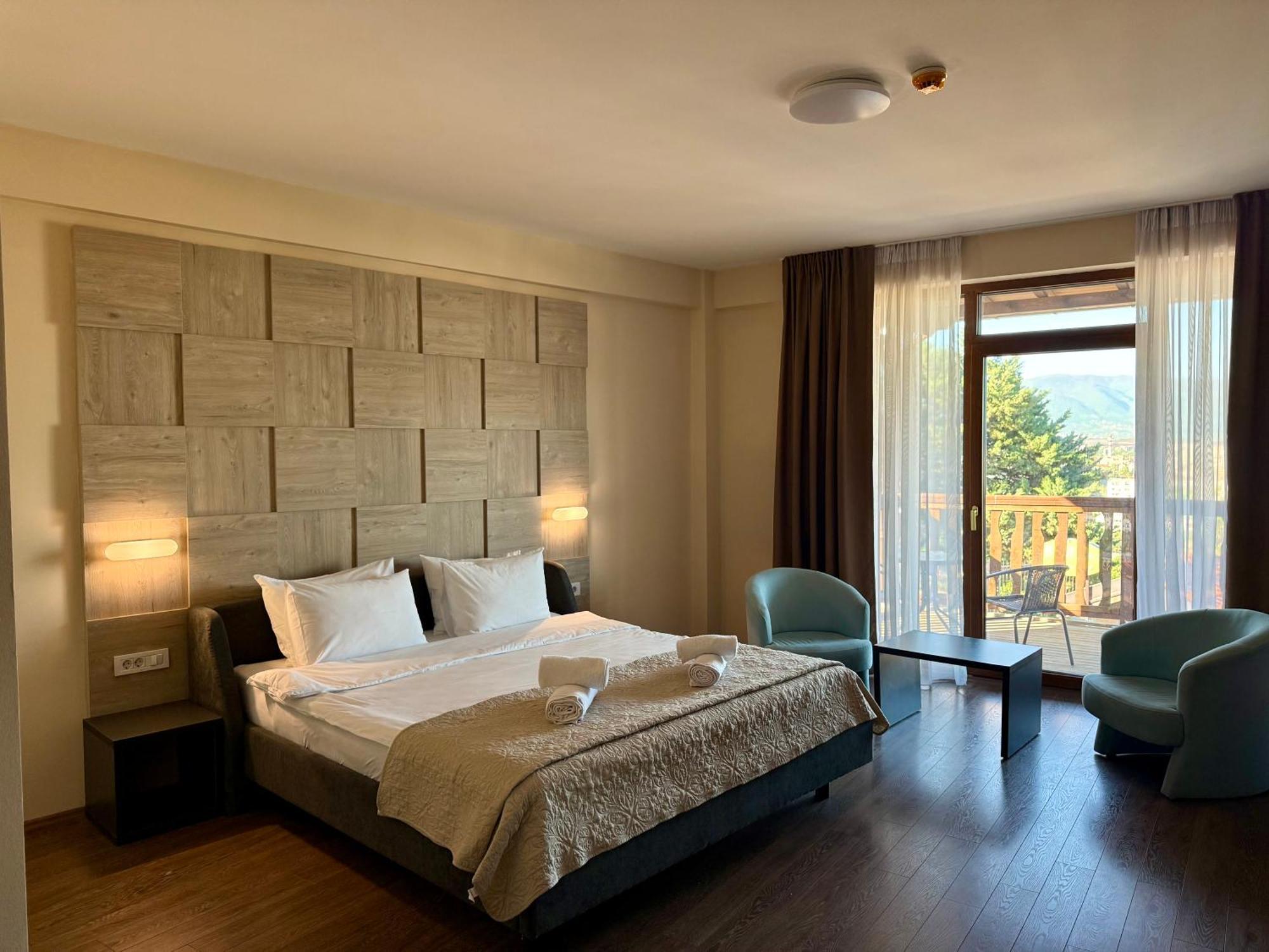 Villa Eleni Apartments Üsküp Dış mekan fotoğraf