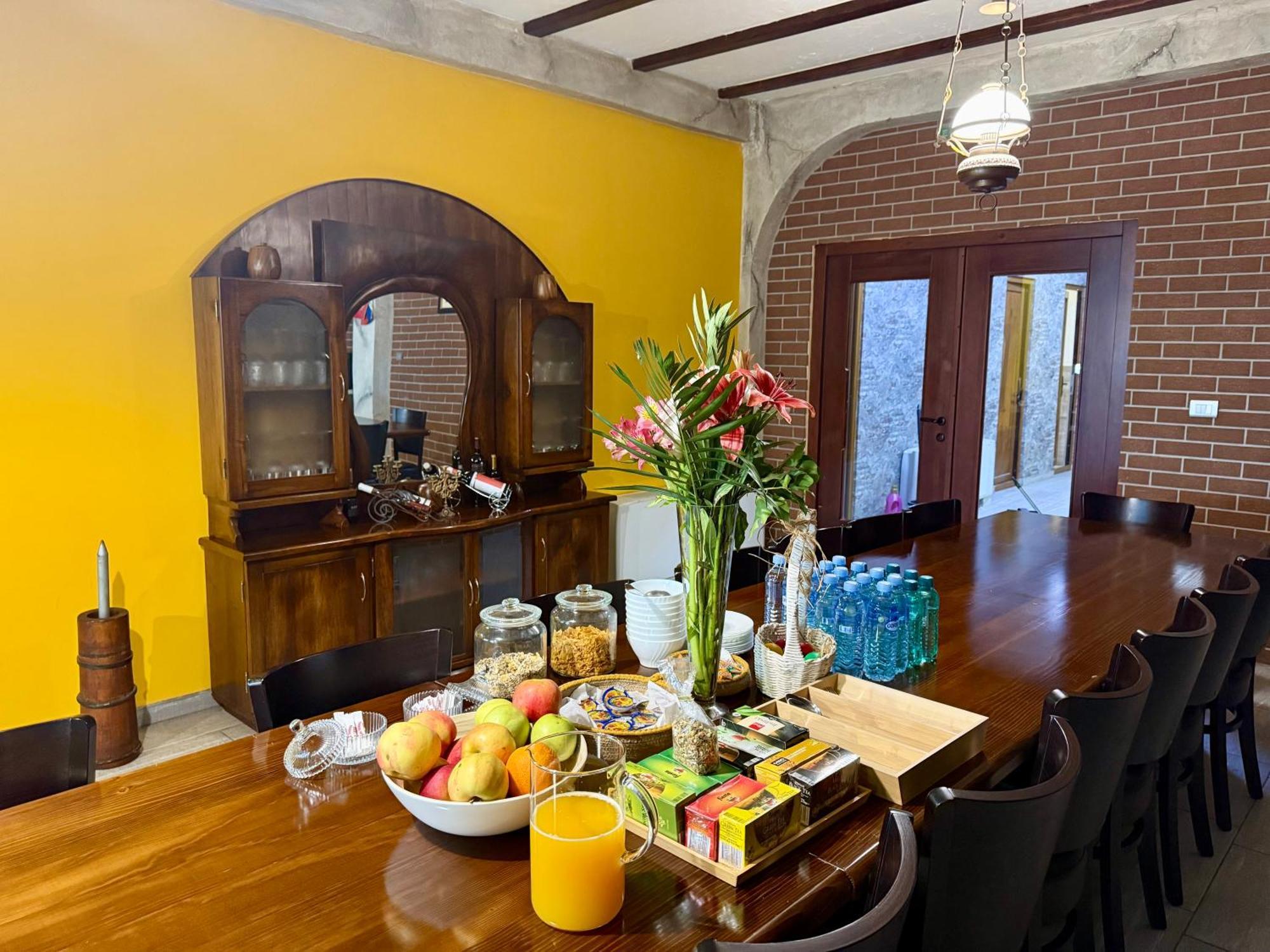 Villa Eleni Apartments Üsküp Dış mekan fotoğraf