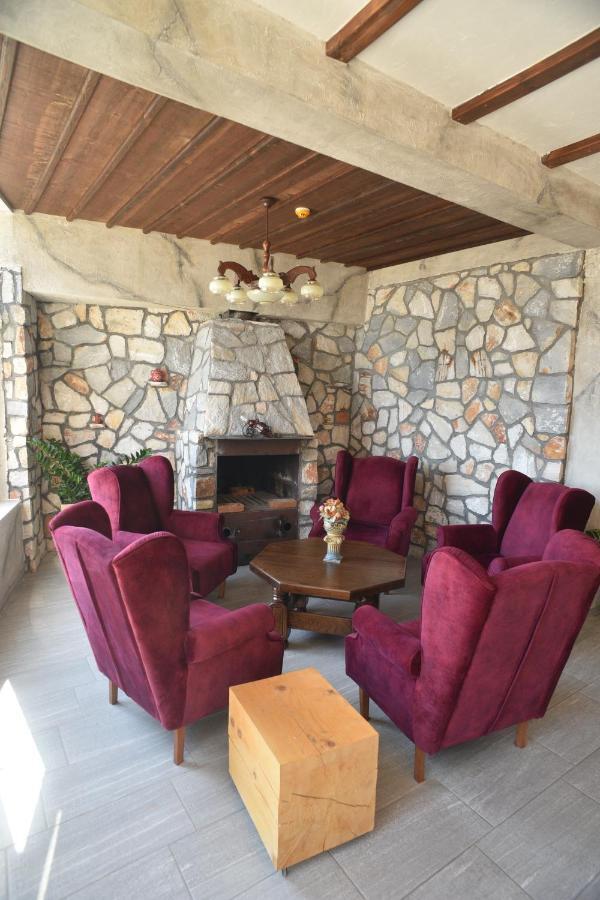 Villa Eleni Apartments Üsküp Dış mekan fotoğraf