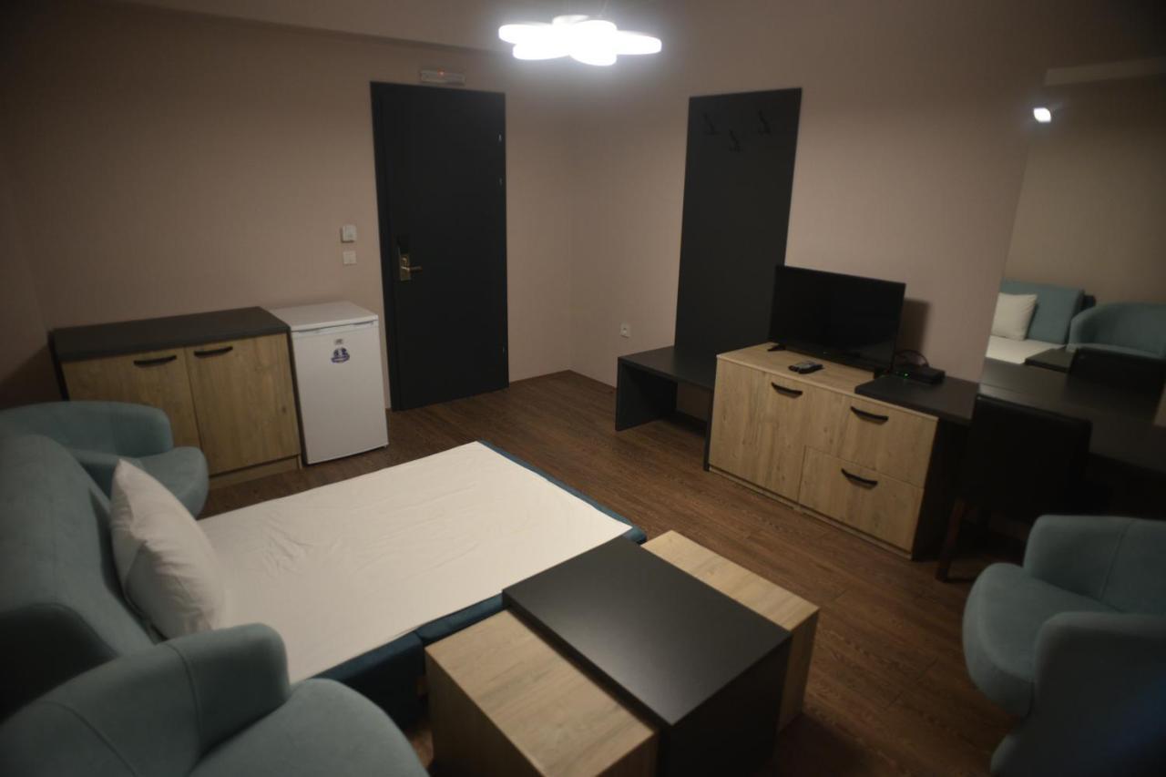 Villa Eleni Apartments Üsküp Dış mekan fotoğraf