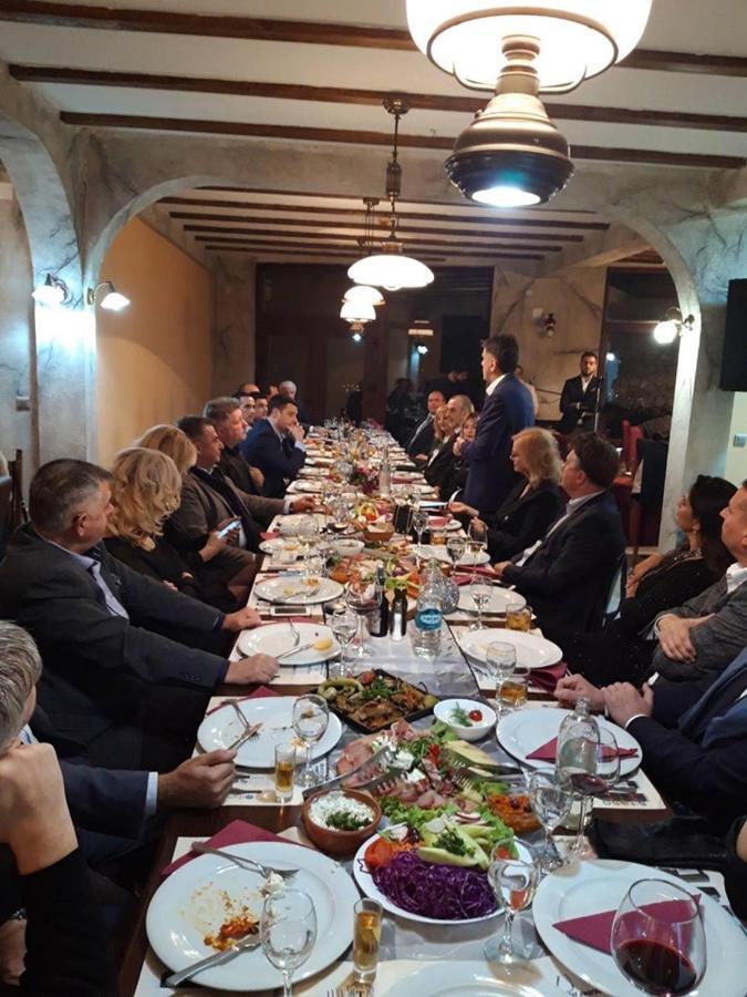 Villa Eleni Apartments Üsküp Dış mekan fotoğraf